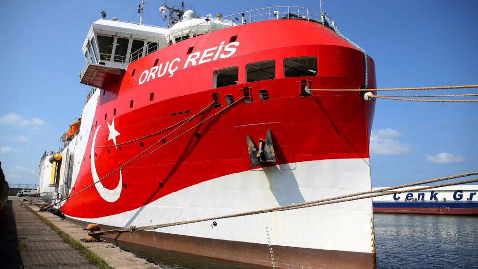 oruc reis petrelaio tourkia